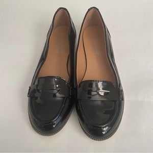LOAFERS(FAUX PATENT LEATHER)